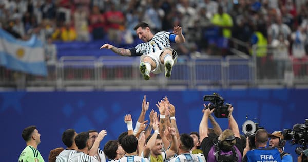 Lionel Messi leads Argentina to 3-2 comeback victory over Egypt