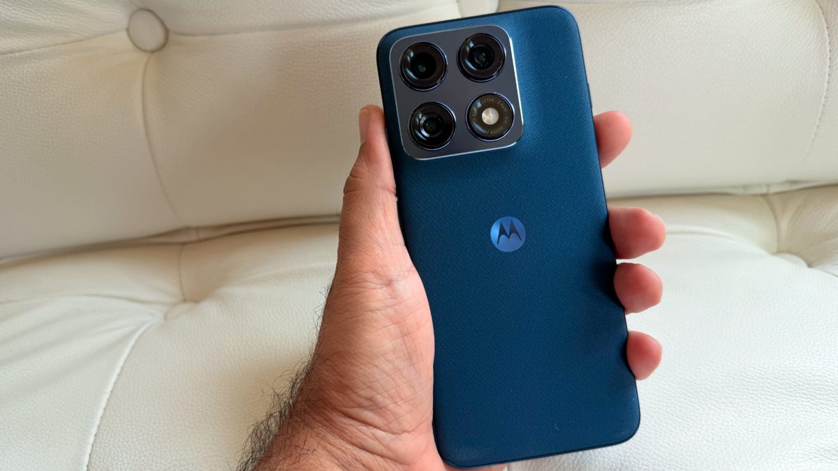 Motorola Edge 70 Pro: Quad 50MP Cameras and Fabric Finishes Hit the Middle East at a Mid-Range Price