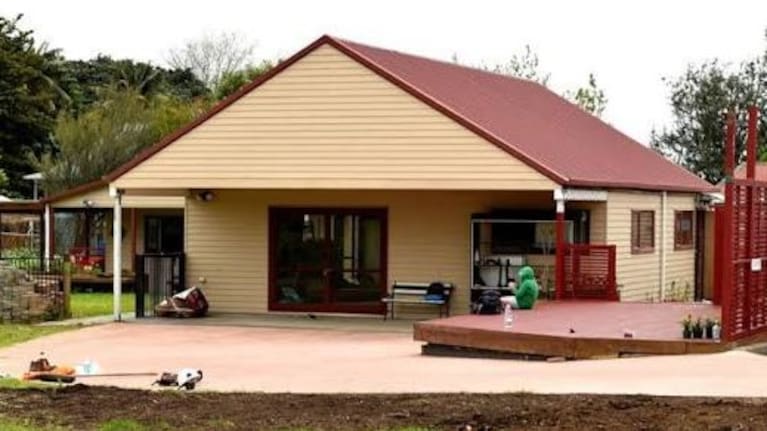 Papatūānuku Kōkiri Marae on Robertson Rd is one of the morning pick-up points served by the Route 002 school bus. (Source: Te Kōtahi a Tāmaki)
