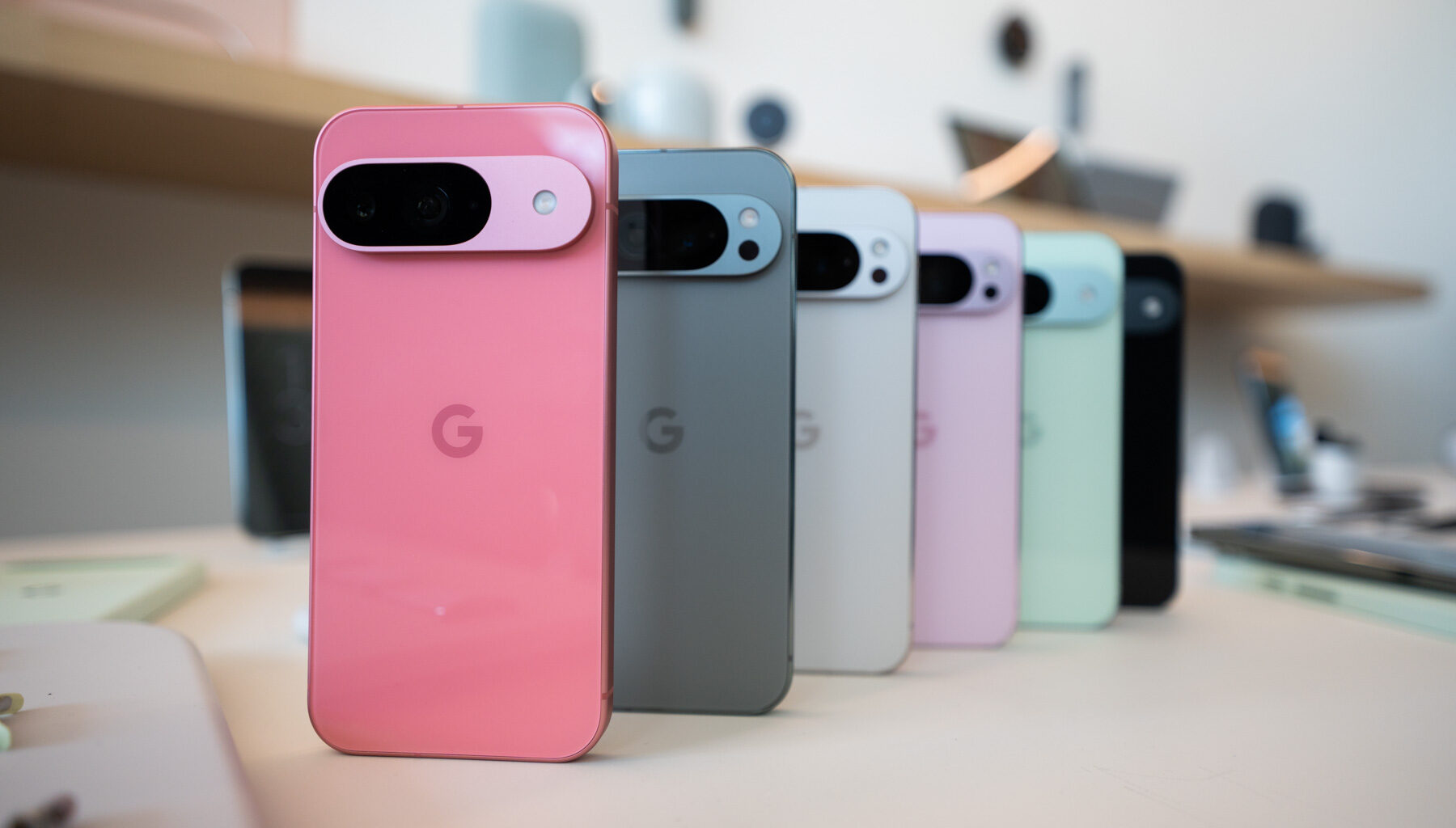 You Might Want to Check Your Pixel Phone for Google's Latest Update