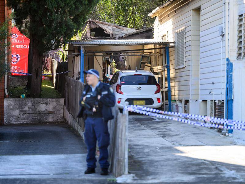 Authorities have begun investigating the cause of a blaze that's claimed three lives. Photo: Bianca De Marchi/AAP PHOTOS