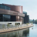 Le Large – Centre d’art de la Pointe des Arts – Île Seguin. RCR Arquitectes, CALQ Argence d’architecture, Baumschlager Eberle Architekten. Image © Nicolas Trouillard RCR Arquitectes Designs New Paris Cultural Institution "Large" on Île Seguin - Image 4 of 17