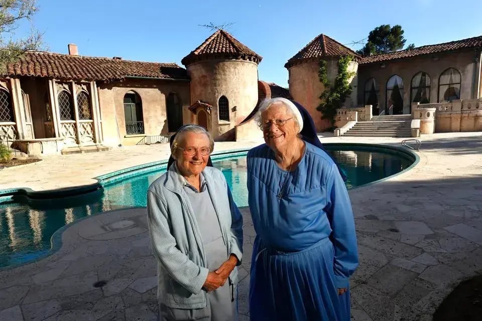 Sister Catherine Rose Holzman (L) and Sister Rita Callanan (Photo: Mel Melcon/Los Angeles Times) Sister Catherine Rose Holzman (L) and Sister Rita Callanan