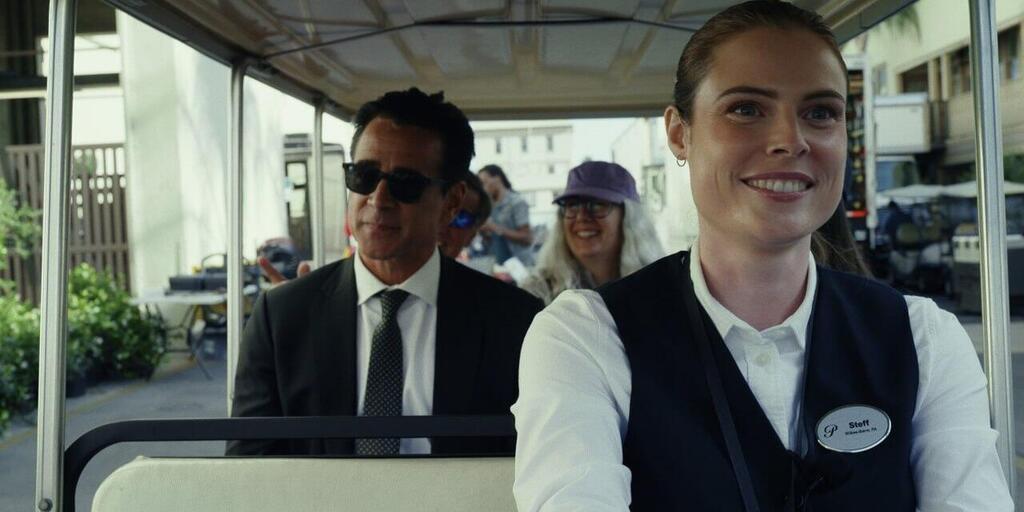 John Sugar (Colin Farrell) has a desire to understand people and views human beings with a sense of wonder 