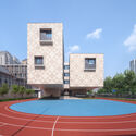 © Qingshan Wu Shanghai Qiyuan Experimental Primary School / Atelier Archmixing - Exterior Photography