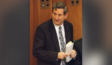 Prominent former National Party MP Sir Bill Birch dies, aged 92