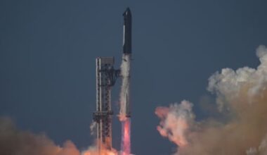 SpaceX launches Starship test flight with most advanced Starlinks