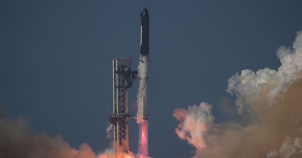 SpaceX launches Starship test flight with most advanced Starlinks