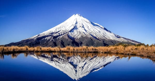 Three trampers airlifted to safety from Mount Taranaki