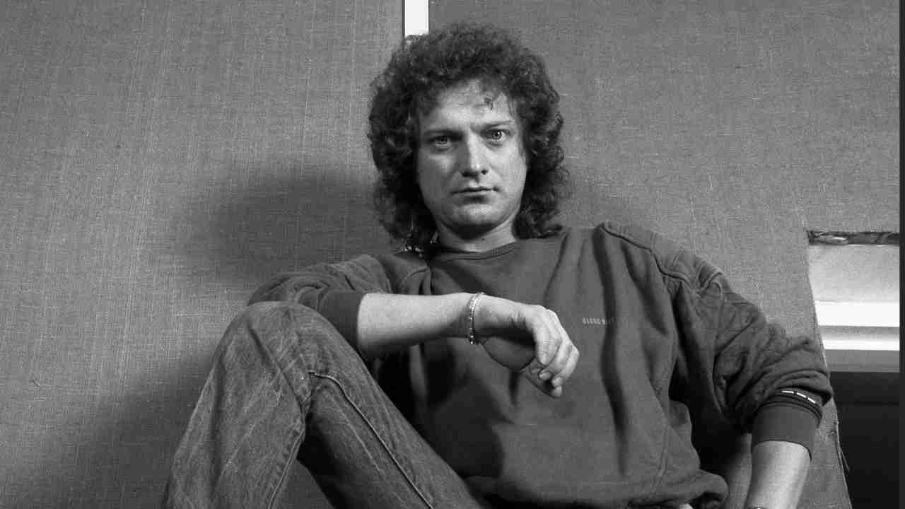 Foreigner&rsquo;s Lou Gramm posing for a photograph in the early 1980s