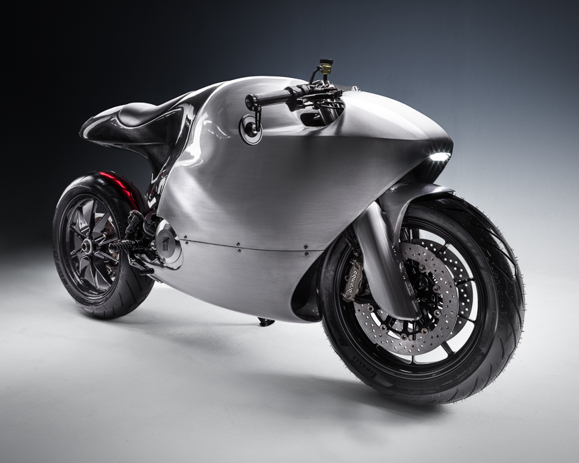bandit9 combines hand-brushed aluminum and carbon fiber in ducati 821 motorcycle - 3