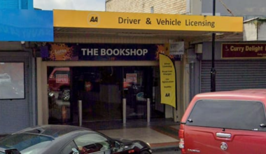How did a Huntly store sell 4 winning Lotto tickets in the same draw?
