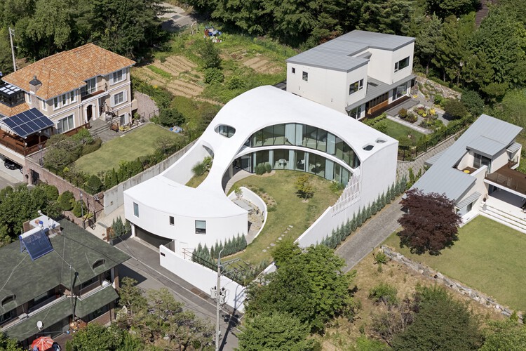 The Orb House / Chiasmus Partners - Exterior Photography, Garden