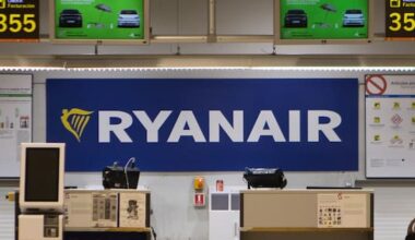 Man nearly sucked out of window mid-air on Ryanair flight from Greece