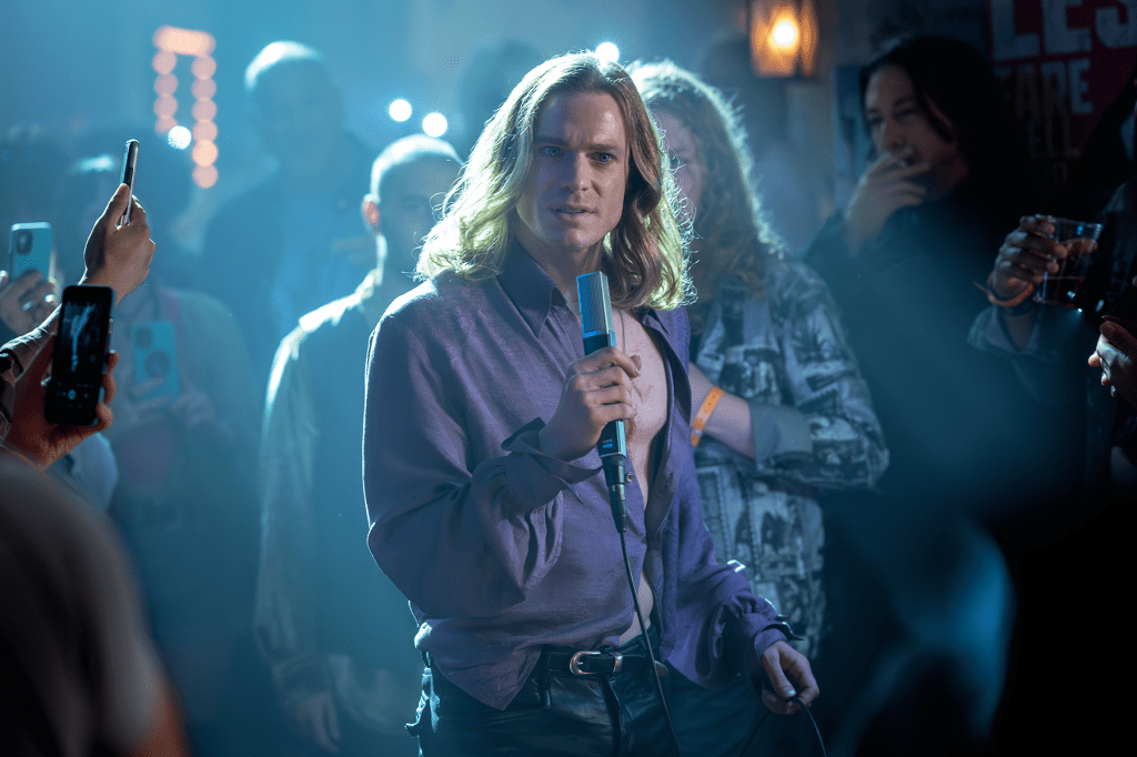 Sam Reid Talks 'The Vampire Lestat' Finale & Billboard Charts
