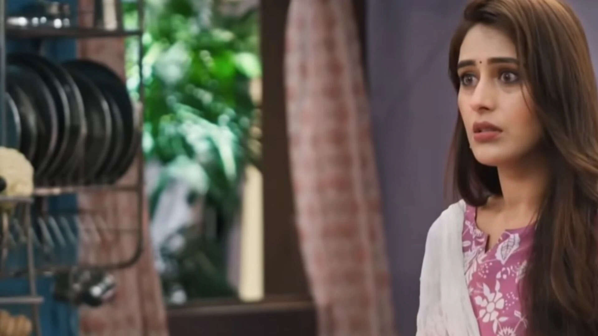 Tulsi overhears Nakul and Vaishnavi confessing their love, forcing the couple to reveal their six-year relationship.Image credit(YouTube) Tulsi catches Nakul and Vaishnavi together