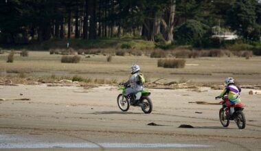 Residents demand safety changes for Foxton Beach walkway
