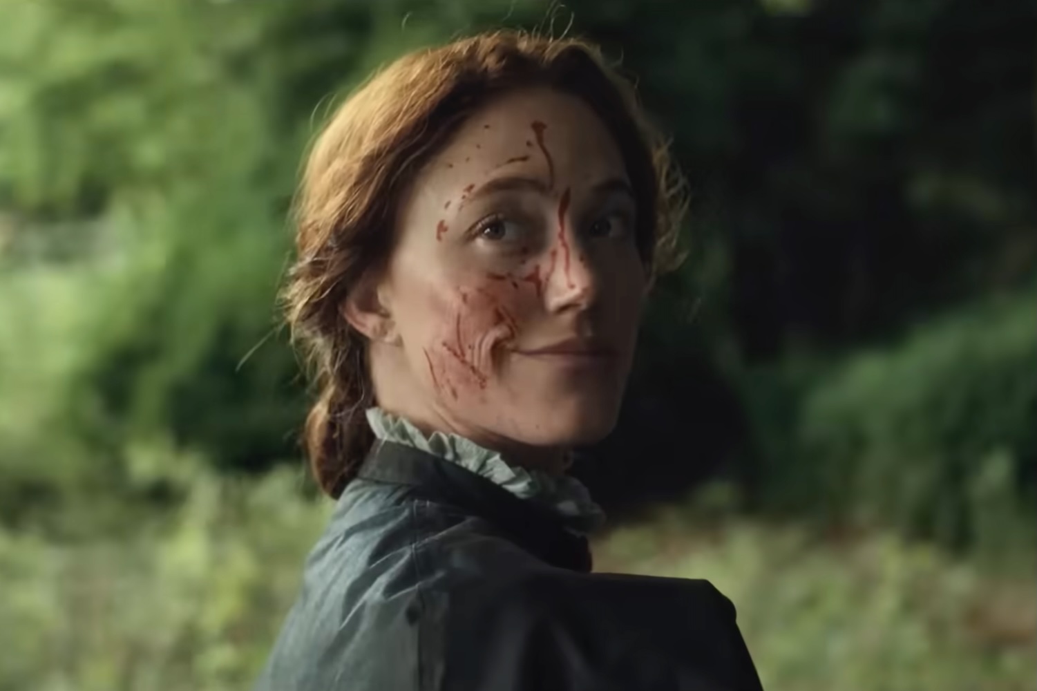 Maika Monroe in Victorian Psycho