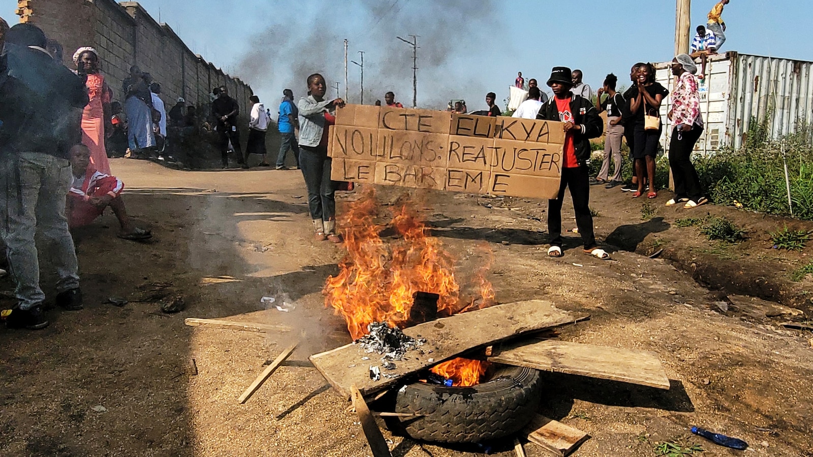 More workers strike as Ebola cases in Congo near 3,000, including over 1,300 deaths
