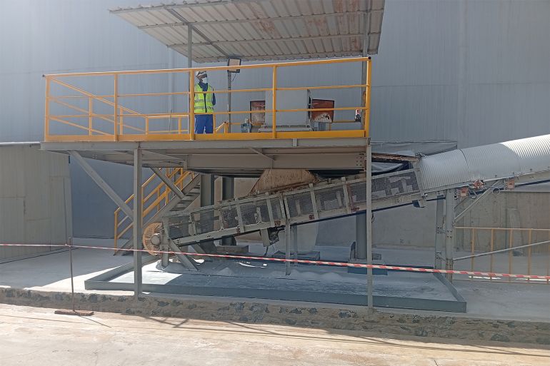 A worker oversees operations at Prospect Lithium Zimbabwe's (PLZ) three-line, single-phase lithium sulphate plant in Goromonzi, Mashonaland East. The facility is part of the company's investment in local mineral beneficiation and Zimbabwe's broader drive to move up the lithium value chain. [Enos Denhere/Al Jazeera]