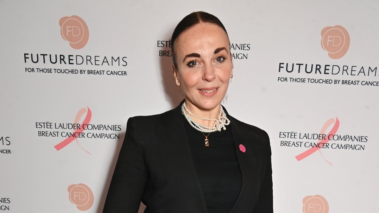 Strictly's Amanda Abbington agrees settlement with BBC