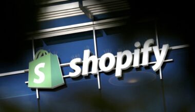 Shopify exec says AI is ushering in a 'golden age of entrepreneurship'