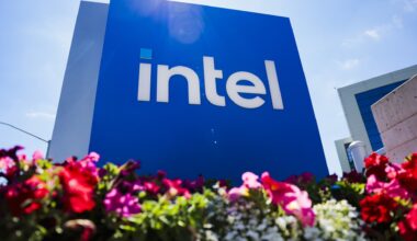 Intel plans $15 billion stock offering as AI demand accelerates