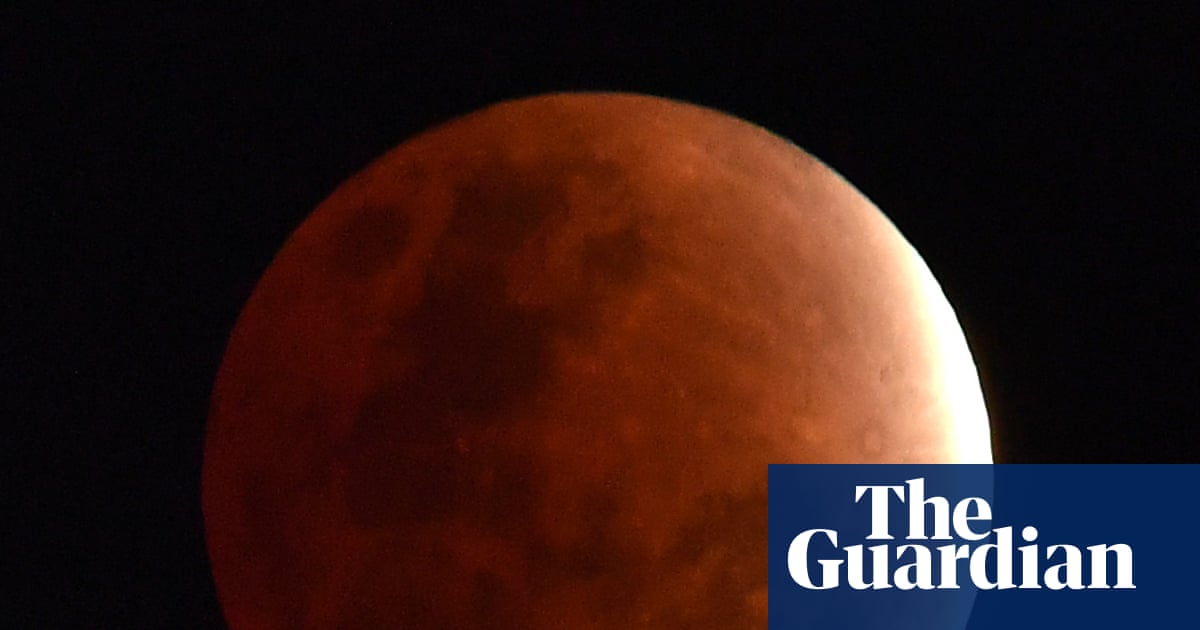 Starwatch: Lunar eclipse to reward early risers in UK and Europe | The moon