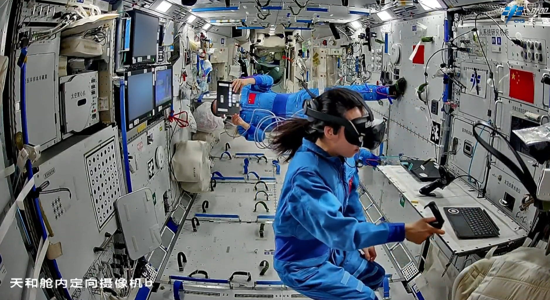 HK's Lai, colleagues interact with robot, monitor muscles in orbit