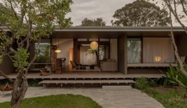 Brunswick Heads House by Tanev Muir Architects