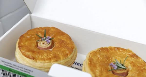 Redemption for Auckland bakery as bacon and egg pie takes national title