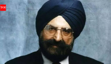 The Indian scientist who bent light — and changed the internet forever: Why Dr Narinder Singh Kapany is called the 'Father of Fiber Optics'