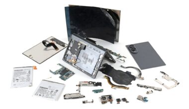 iFixit's Galaxy Z Fold8 Teardown is a Preview of Apple's Foldable Challenges