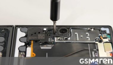 Galaxy Z Fold8 does not impress in teardown