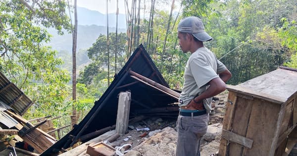 At least two killed after 7.7 earthquake strikes off Indonesian coast