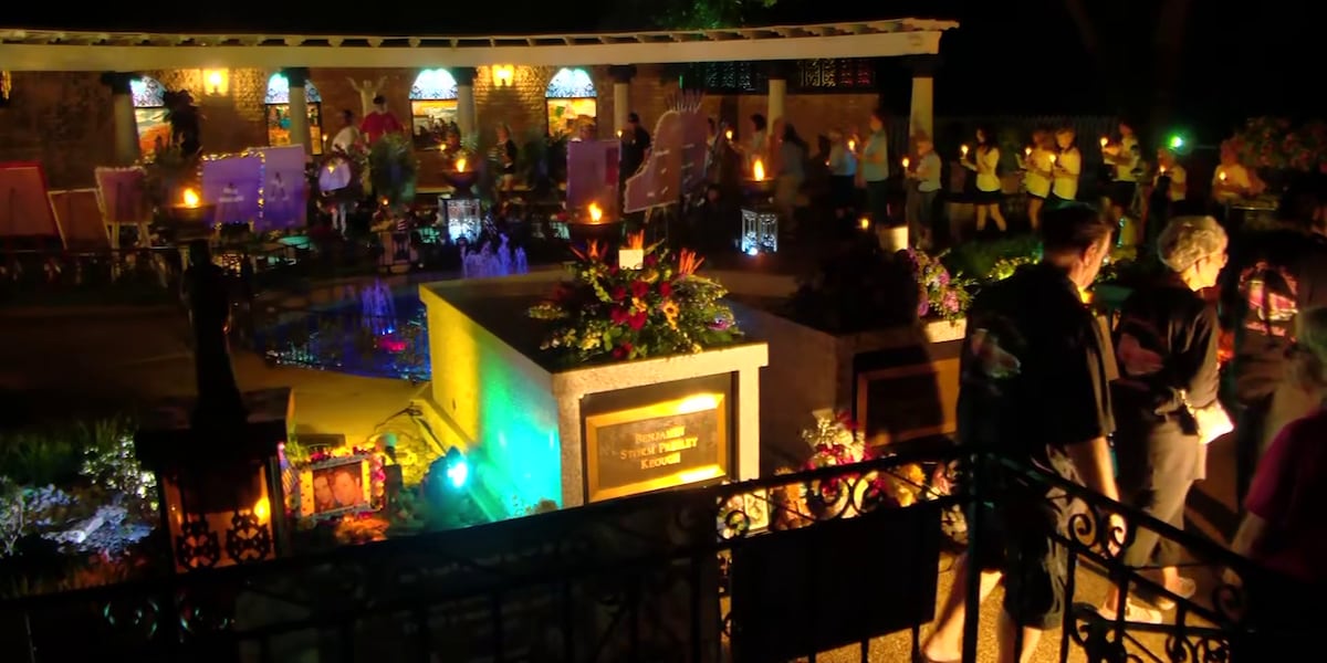 Annual candlelight vigil commemorates Elvis’ life and legacy