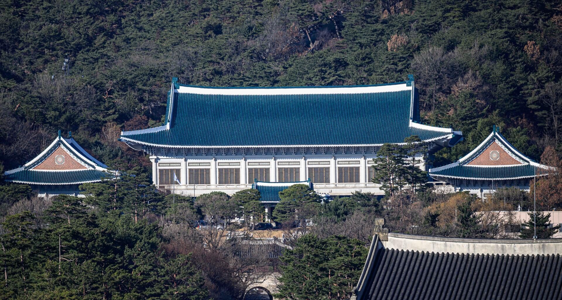 Cheong Wa Dae is seen from the National Museum of Korean Contemporary History in central Seoul, in this December 2025 photo. Korea Times photo by Shim Hyun-chul