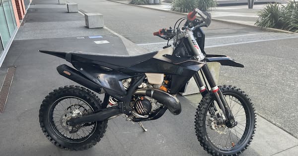 Quick-thinking cop intercepts stolen dirt bike rider in Wellington