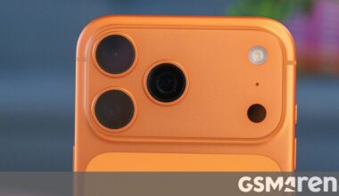 Counterpoint: European smartphone shipments drop to three year low