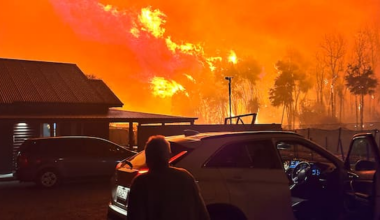 Firefighters battling strong winds to contain large Wānaka fire