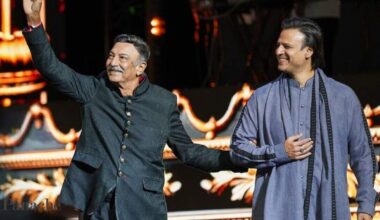 Before Bollywood debut, Vivek Oberoi’s father went door to door with his pictures to launch his career. Now, the actor is part of a Rs 4,000 crore movie