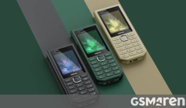 The new Nokia 300 Charge has a dedicated power out button and a 3,700mAh battery