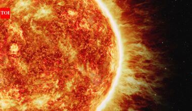 Sunlight Travel Time: In 1992, scientists found out that light formed in the Sun's core takes 1,70,000 years to reach its surface; Why does the sunlight that takes 8 minutes to reach Earth require lakhs of years to come out?