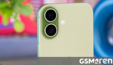 iPhone 17 continues to lead global smartphone sales in Q2 2026