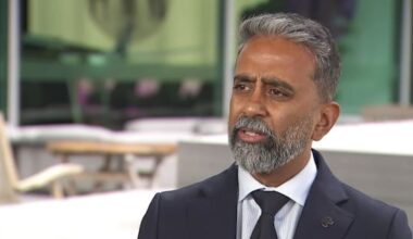 Air NZ boss responds to Luxon's 'very poor' verdict on $336m loss