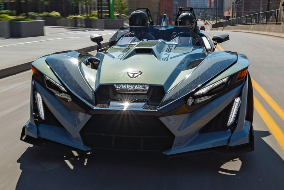 Polaris Slingshot three-wheel car motorcycle