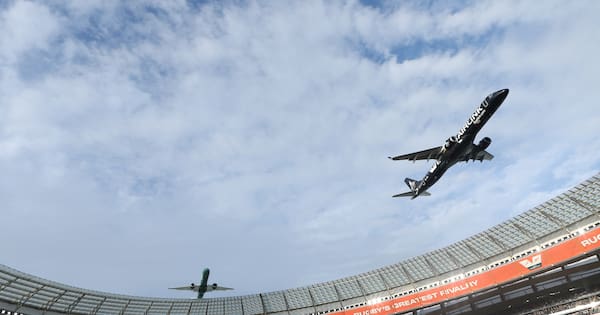Sav in South Africa: Top Gun moment and Cape Town charm