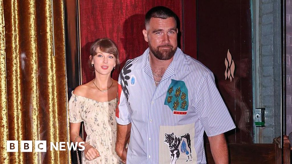 Travis Kelce shares first details from his wedding to Taylor Swift - 'Best night of my life' - BBC