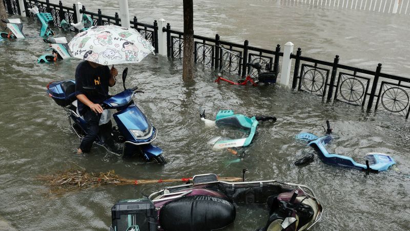 El Niño is headed for record-shattering intensity, NOAA says