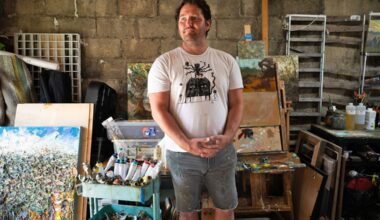 In his cityscapes and landscapes, this plein air painter finds the extraordinary in the ordinary